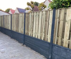 Luxe Grenen (hout-betonschutting) 1